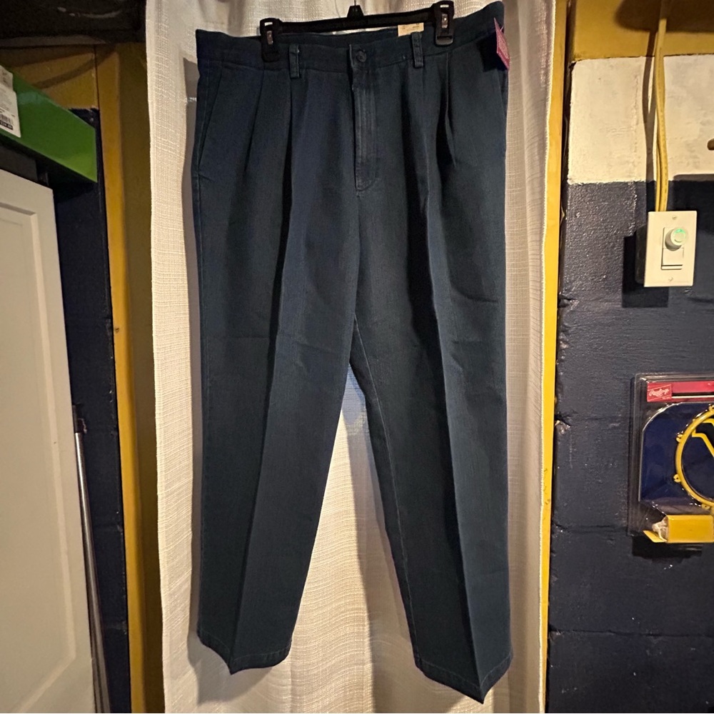 dockers blue pleated crease individual fit khaki pants